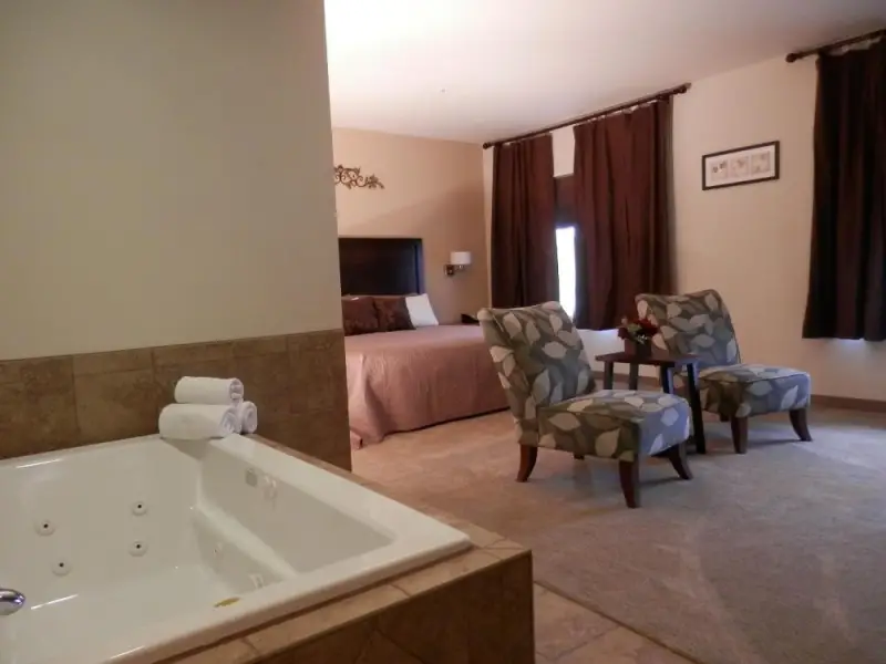 King Room with Spa Bath